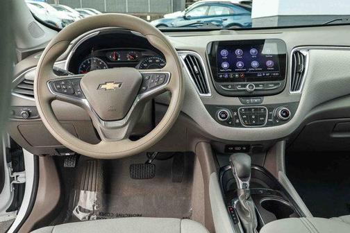 2021 Chevrolet Malibu FWD LT