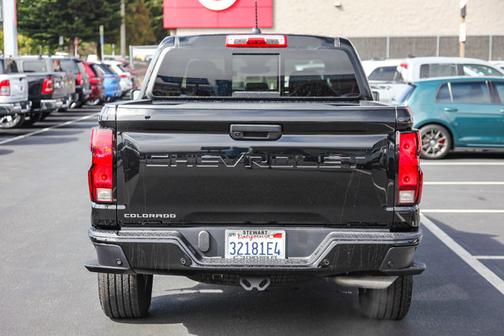2025 Chevrolet Colorado WT
