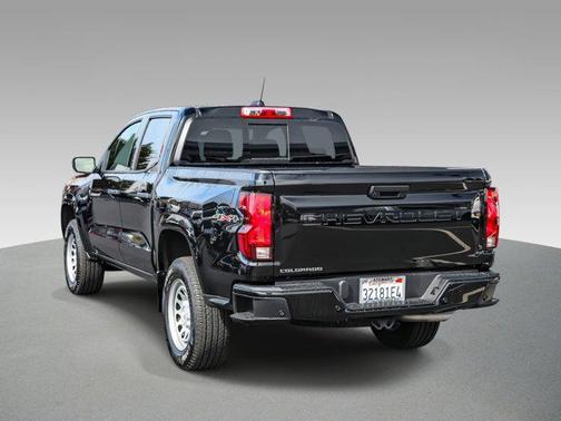 2025 Chevrolet Colorado WT
