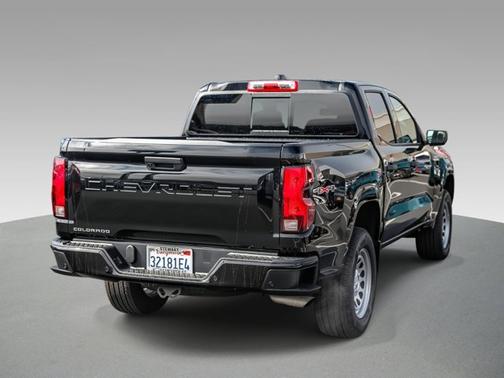 2025 Chevrolet Colorado WT