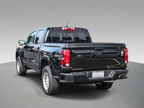 2025 Chevrolet Colorado WT