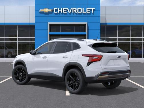 Summit White 2026 Chevrolet Trax ACTIV