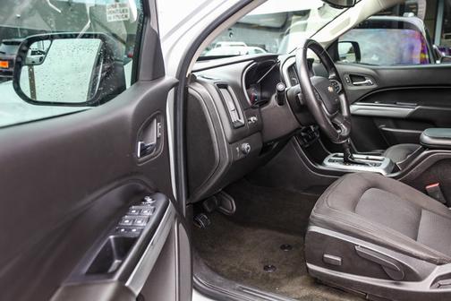 2017 Chevrolet Colorado LT