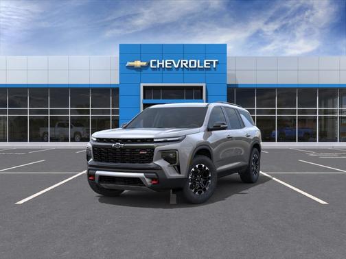 Sterling Gray Metallic 2027 Chevrolet Traverse Z71