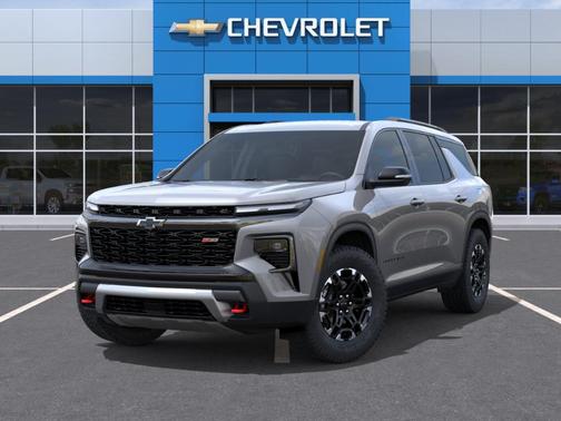 Sterling Gray Metallic 2027 Chevrolet Traverse Z71