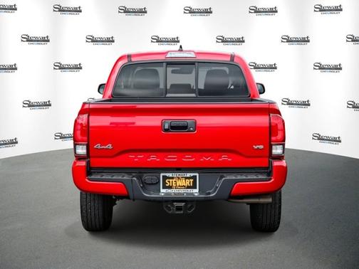2022 Toyota Tacoma SR