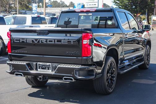 2022 Chevrolet Silverado 1500 High Country