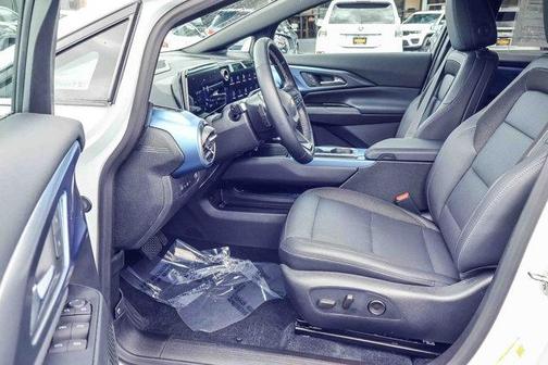 2024 Chevrolet Equinox EV 2LT