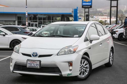 2014 Toyota Prius Plug-in Advanced