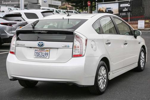 2014 Toyota Prius Plug-in Advanced