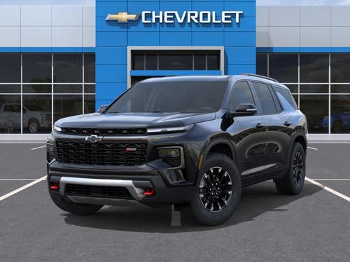 Mosaic Black Metallic 2026 Chevrolet Traverse Z71