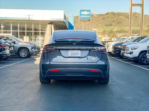 2022 Tesla Model X Plaid