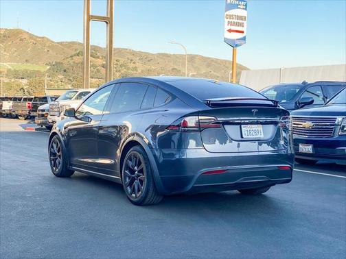 2022 Tesla Model X Plaid