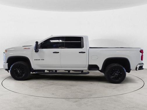 Summit White 2022 Chevrolet Silverado 2500 LTZ
