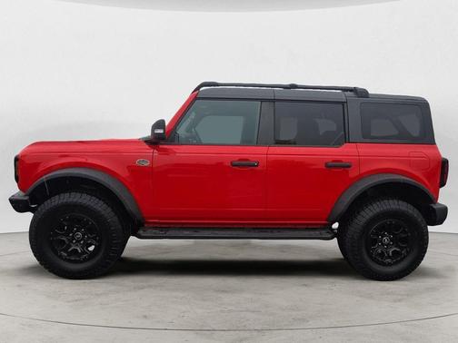 Race Red 2023 Ford Bronco Wildtrak