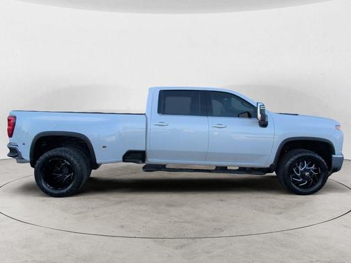 Pearl 2020 Chevrolet Silverado 3500 LTZ
