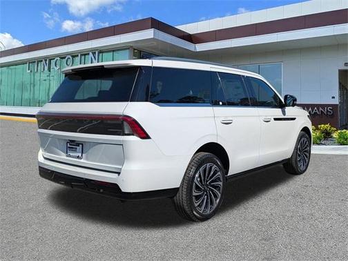2025 Lincoln Navigator Black Label