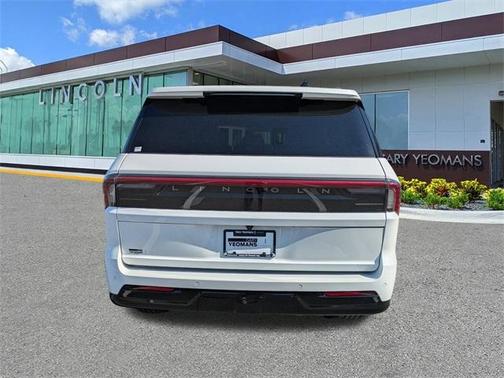2025 Lincoln Navigator Black Label