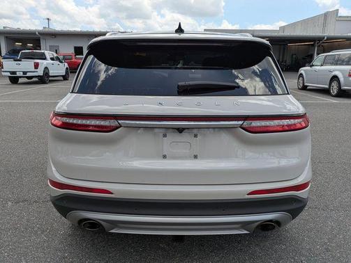 Ceramic White 2021 Lincoln Corsair Standard