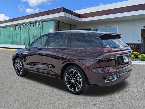 2025 Lincoln Nautilus Reserve