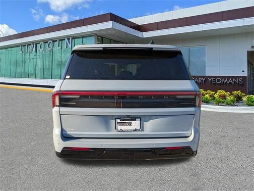 2025 Lincoln Navigator L Reserve