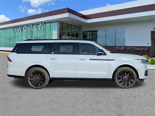 2025 Lincoln Navigator L Reserve