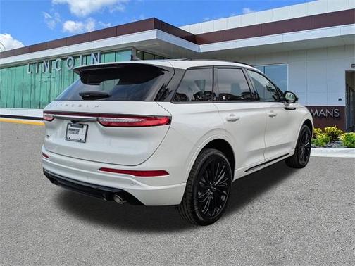 2026 Lincoln Corsair Premiere