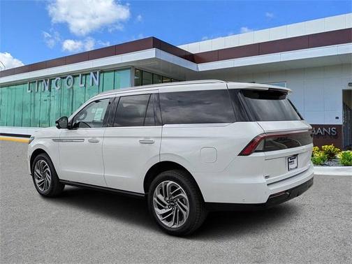 2025 Lincoln Navigator Reserve