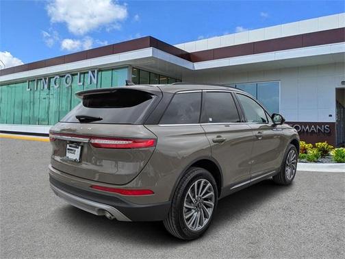 2025 Lincoln Corsair Reserve