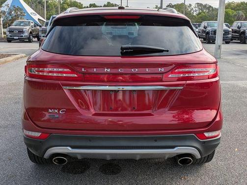 Ruby Red Metallic Tinted Clearcoat 2019 Lincoln MKC Reserve