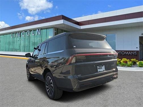 2025 Lincoln Navigator Black Label