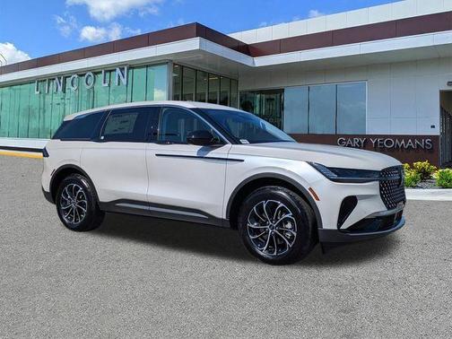 White Platinum Clearcoat Metallic 2026 Lincoln Nautilus Premiere