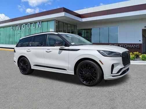 White Metallic 2026 Lincoln Aviator Reserve AWD