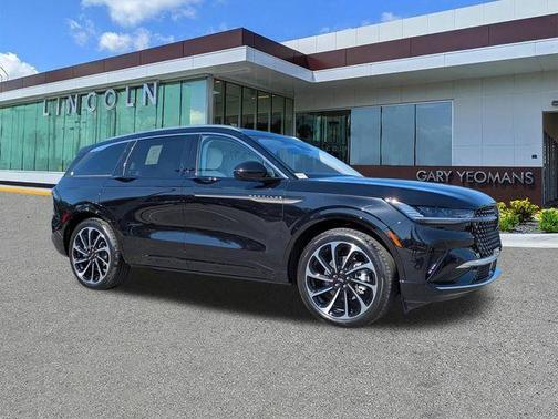 Black 2026 Lincoln Nautilus Black Label