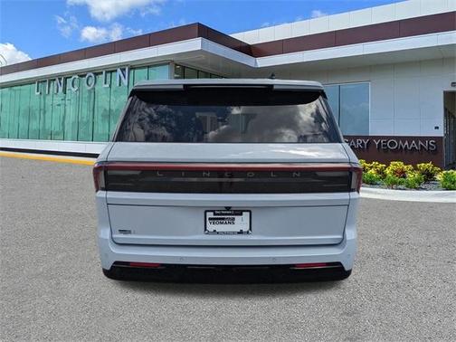 2025 Lincoln Navigator Reserve