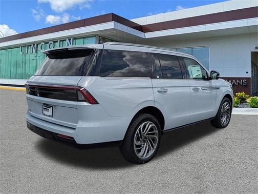 2025 Lincoln Navigator Reserve