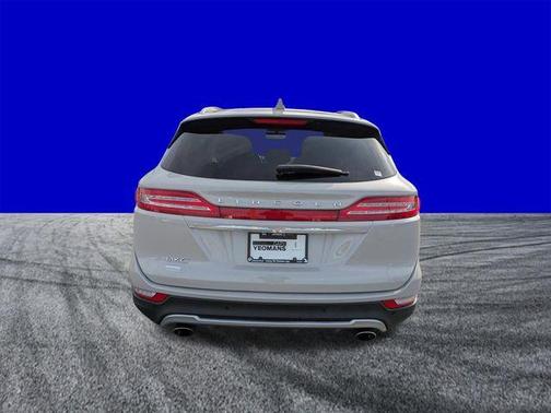 Pearl Metallic 2019 Lincoln MKC Select