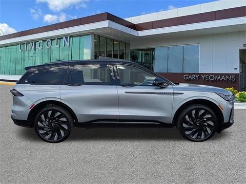 2025 Lincoln Nautilus Reserve