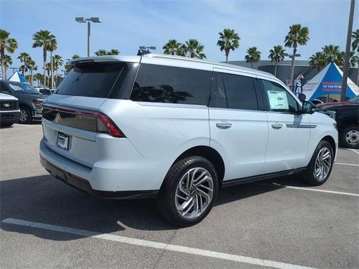 2025 Lincoln Navigator Reserve