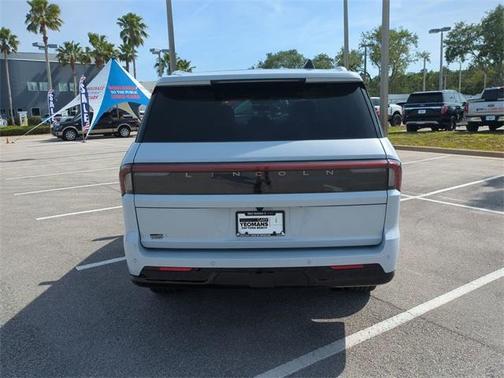 2025 Lincoln Navigator Reserve