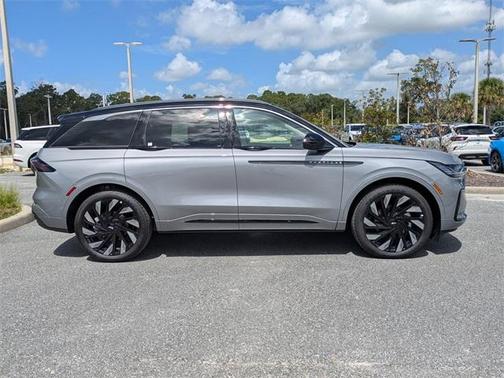 2025 Lincoln Nautilus Black Label