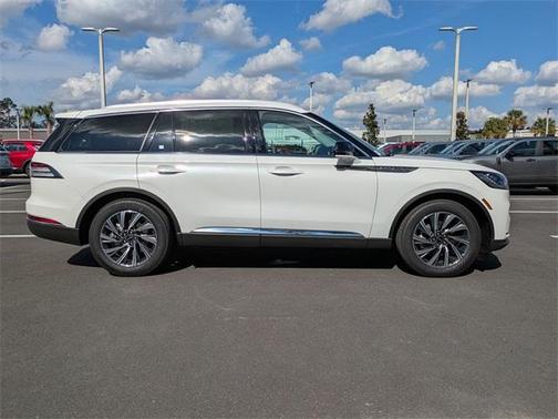 2026 Lincoln Aviator Premiere