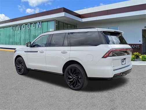 2025 Lincoln Navigator Reserve