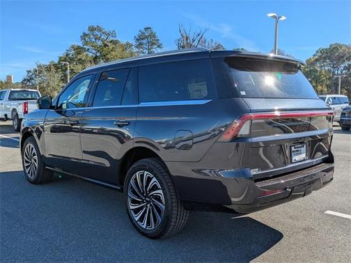 2025 Lincoln Navigator Black Label