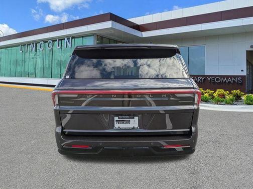 2025 Lincoln Navigator L Black Label