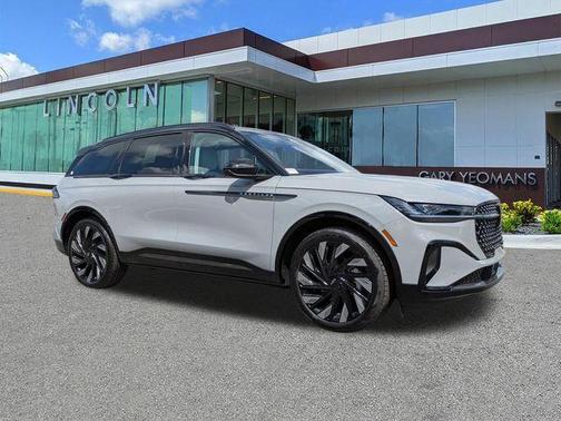 Gray 2026 Lincoln Nautilus Reserve