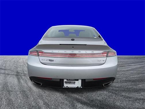2016 Lincoln MKZ Base