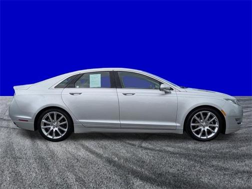 2016 Lincoln MKZ Base