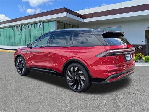 2025 Lincoln Nautilus Reserve