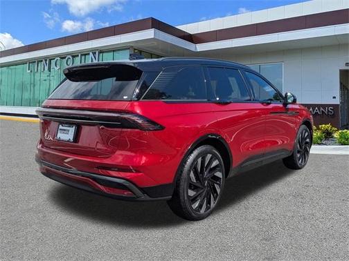 2025 Lincoln Nautilus Reserve